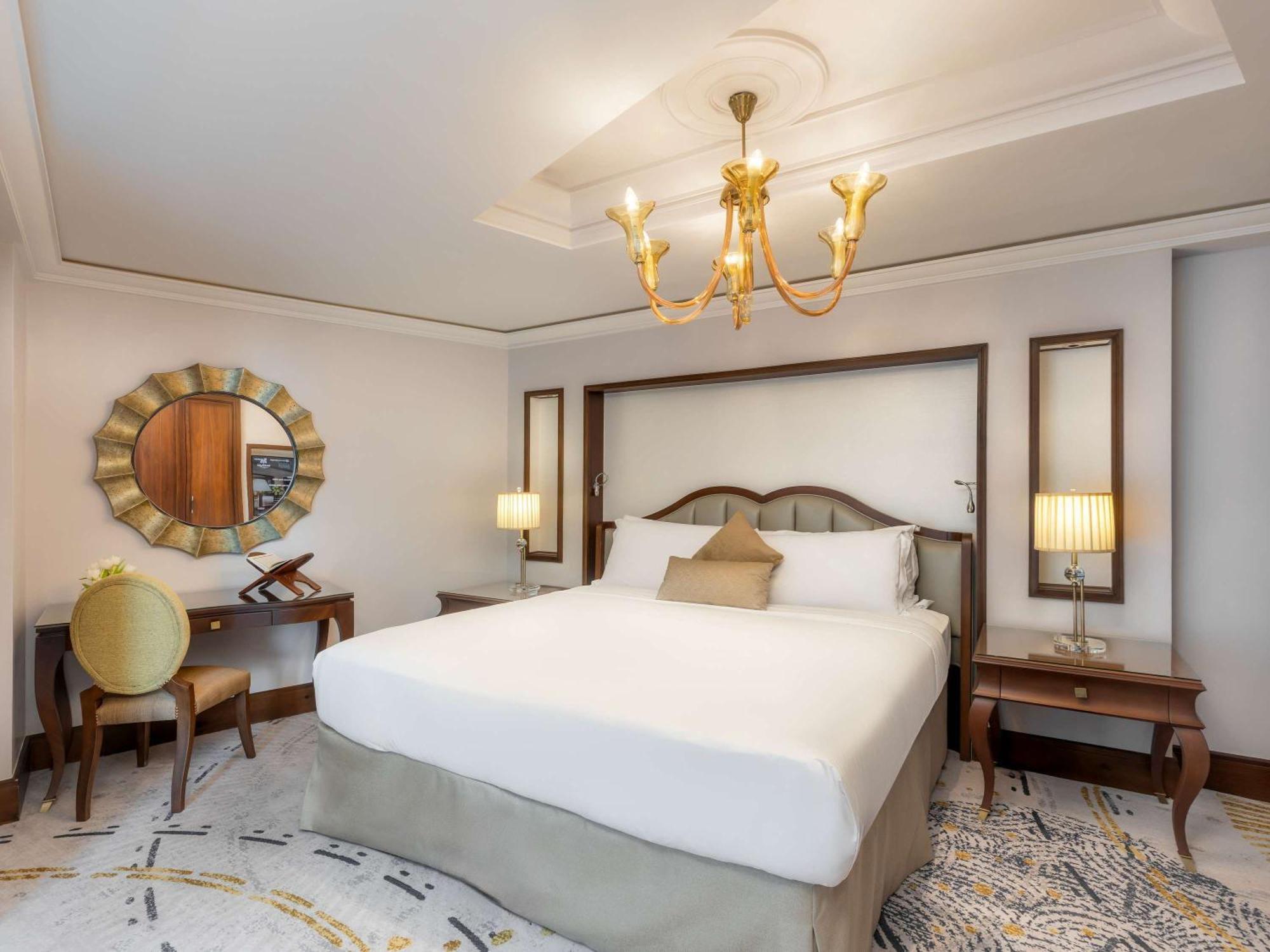 莱佛士酒店 Mecca 外观 照片 A bedroom at the hotel